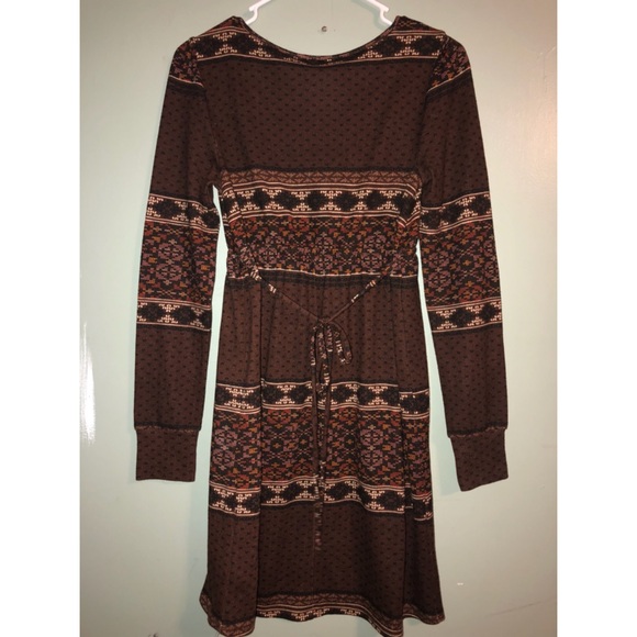 Long sleeved brown sweater dress - Picture 2 of 4